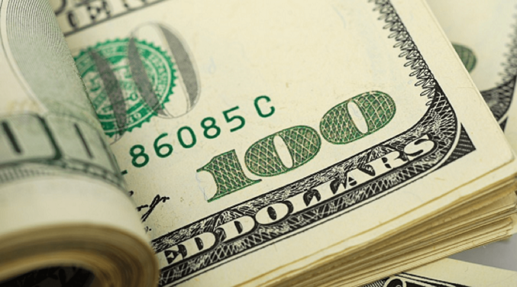 Reta Final: dólar opera em queda
