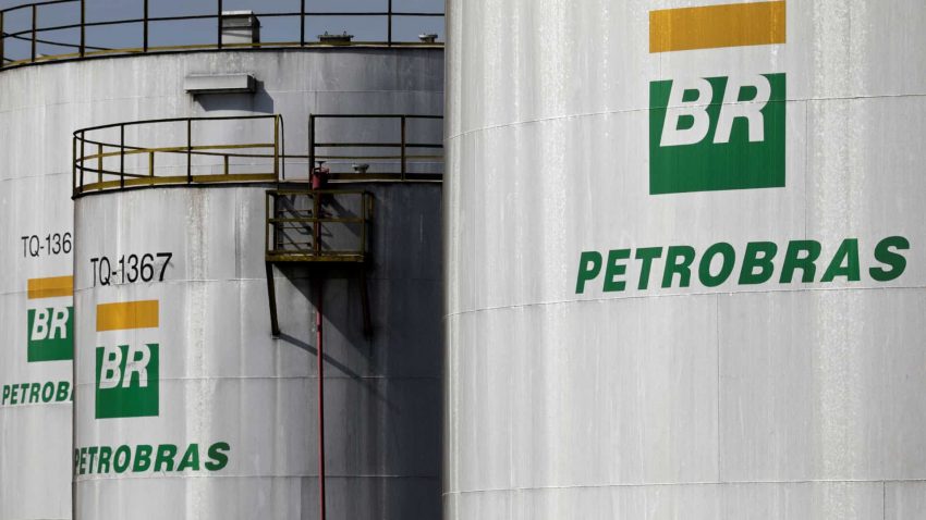 Petrobras (PETR4) está no resumo corporativo