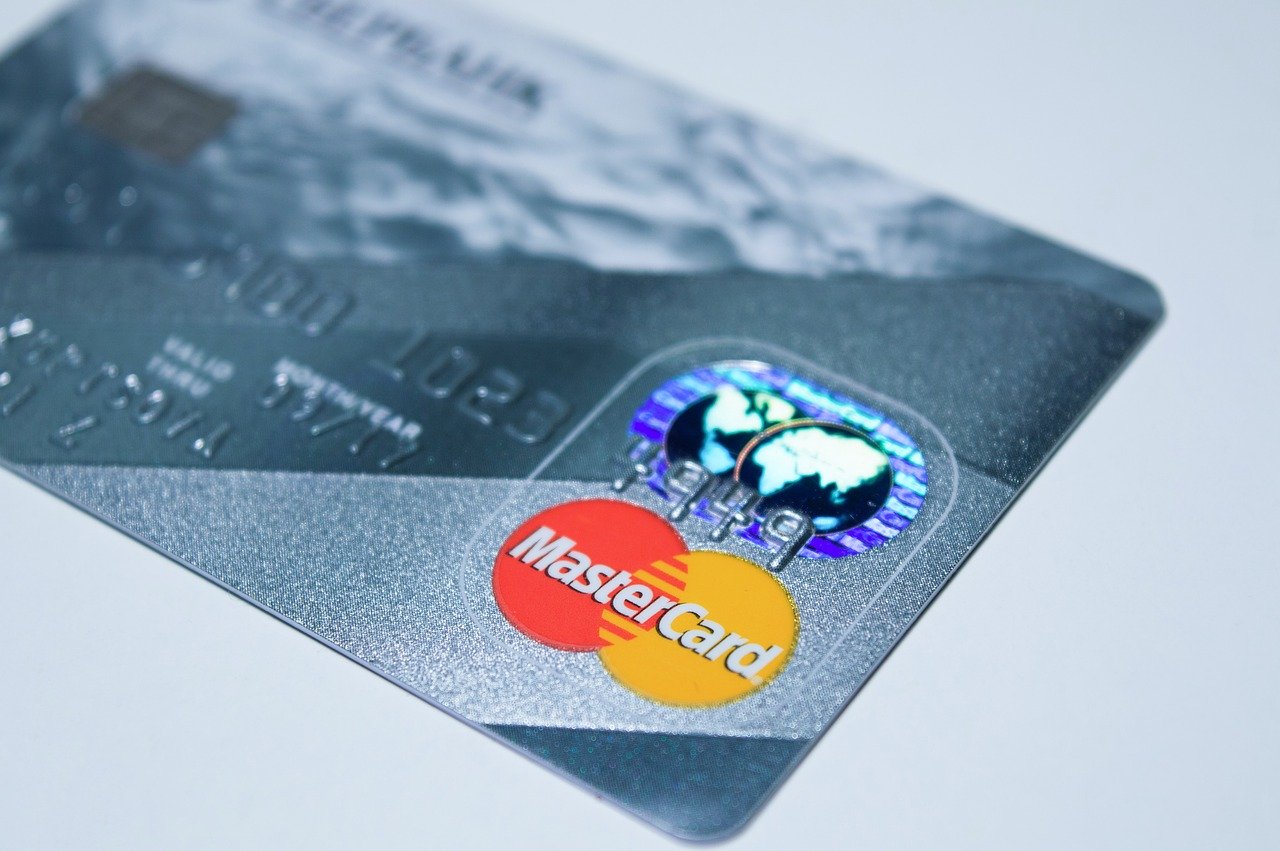 Mastercard lança plataforma para testar moedas digitais de bancos centrais