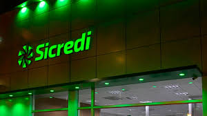 Sicredi supera R$100 bi em carteira e pretende abrir mais de 200 agências 