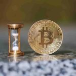 Buy and hold de Bitcoin requer paciência