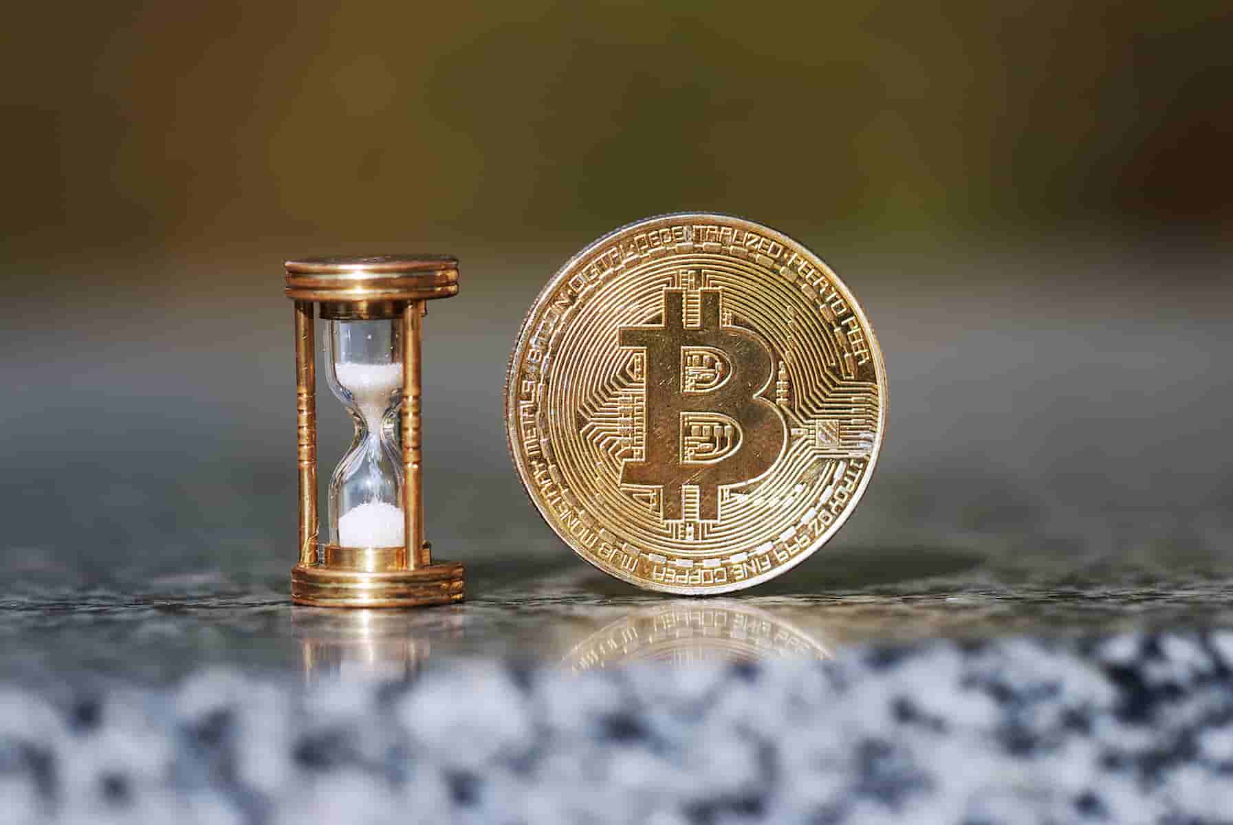Buy and hold de Bitcoin requer paciência