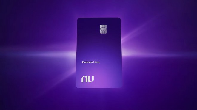 Vale a pena investir no novo cartão Ultravioleta do Nubank pensando no rendimento?