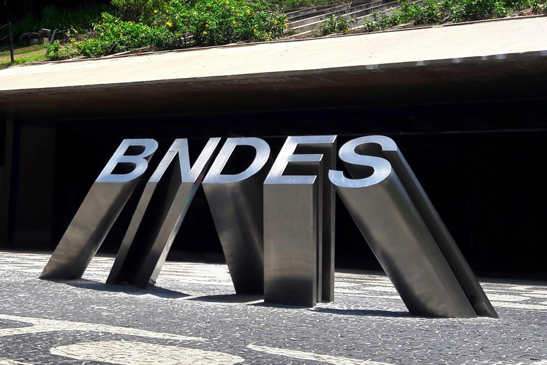 BNDES aprova R$ 10 bi para o novo PAC