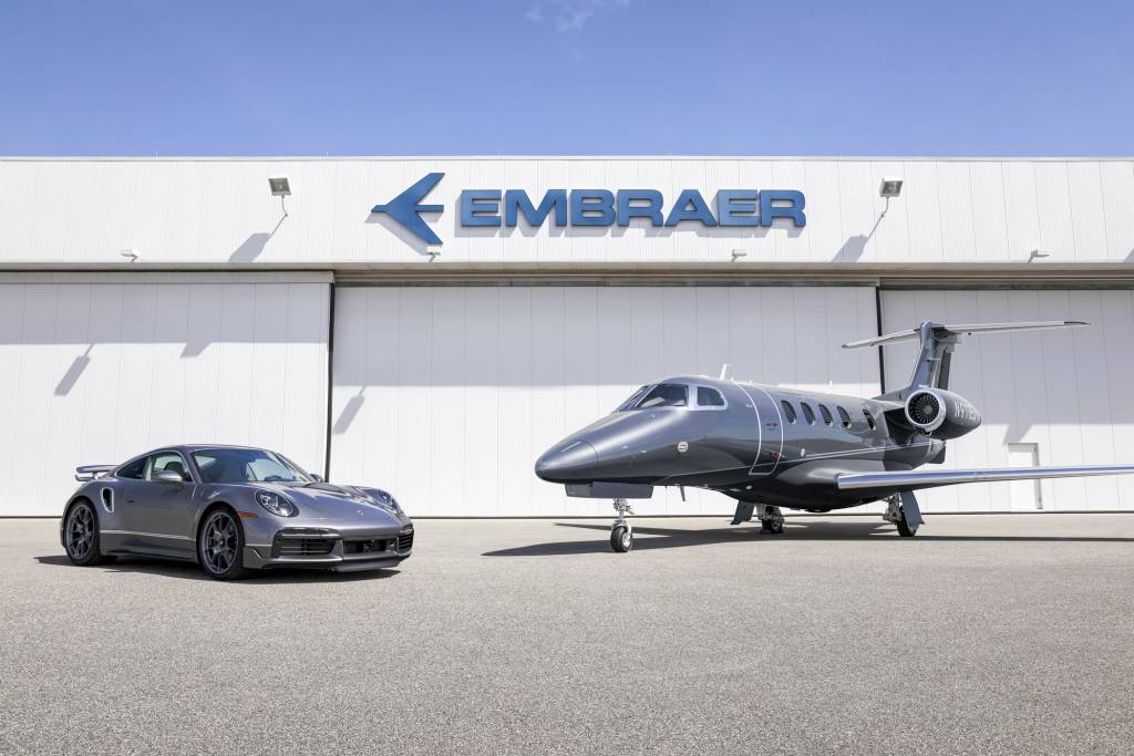 Parceria entre a Embraer (EMBR3) e Porsche rende US$ 10,9 milhões
