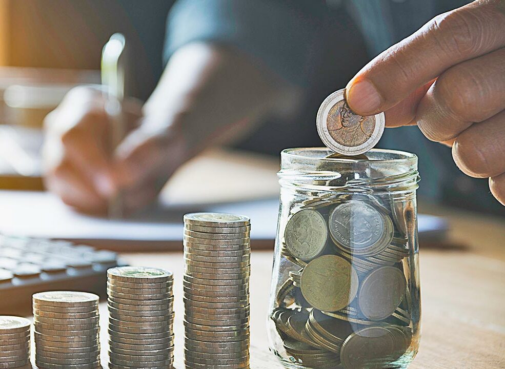 5 formas de poupar dinheiro para investir