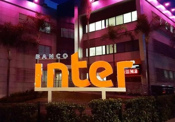 Inter &Co (INBR32) precifica OPA em US$4,40