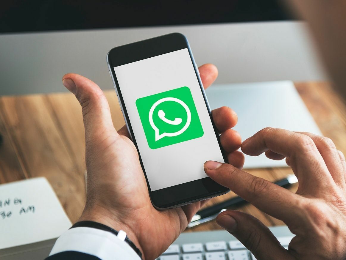 WhatsApp fora do ar: empresas deveriam investir mais em um meio de comunicação próprio?